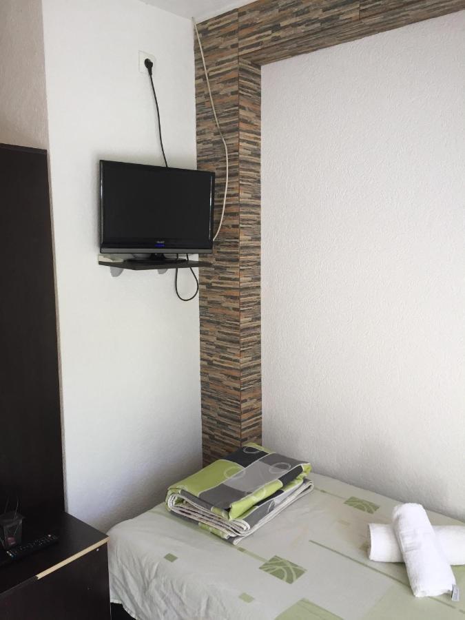 Apartman 4 Jovanovski โอครีด ภายนอก รูปภาพ