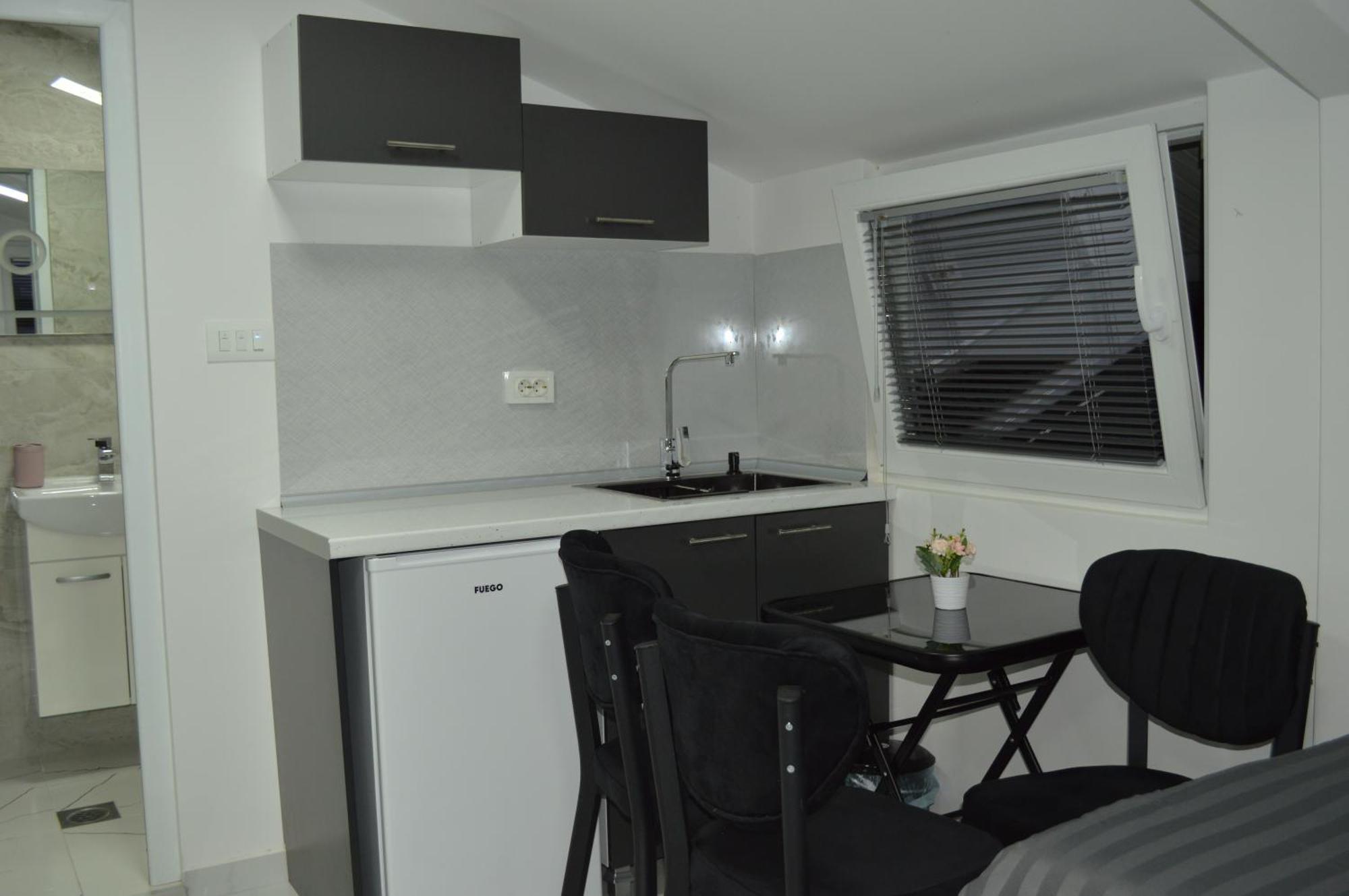 Apartman 4 Jovanovski โอครีด ภายนอก รูปภาพ