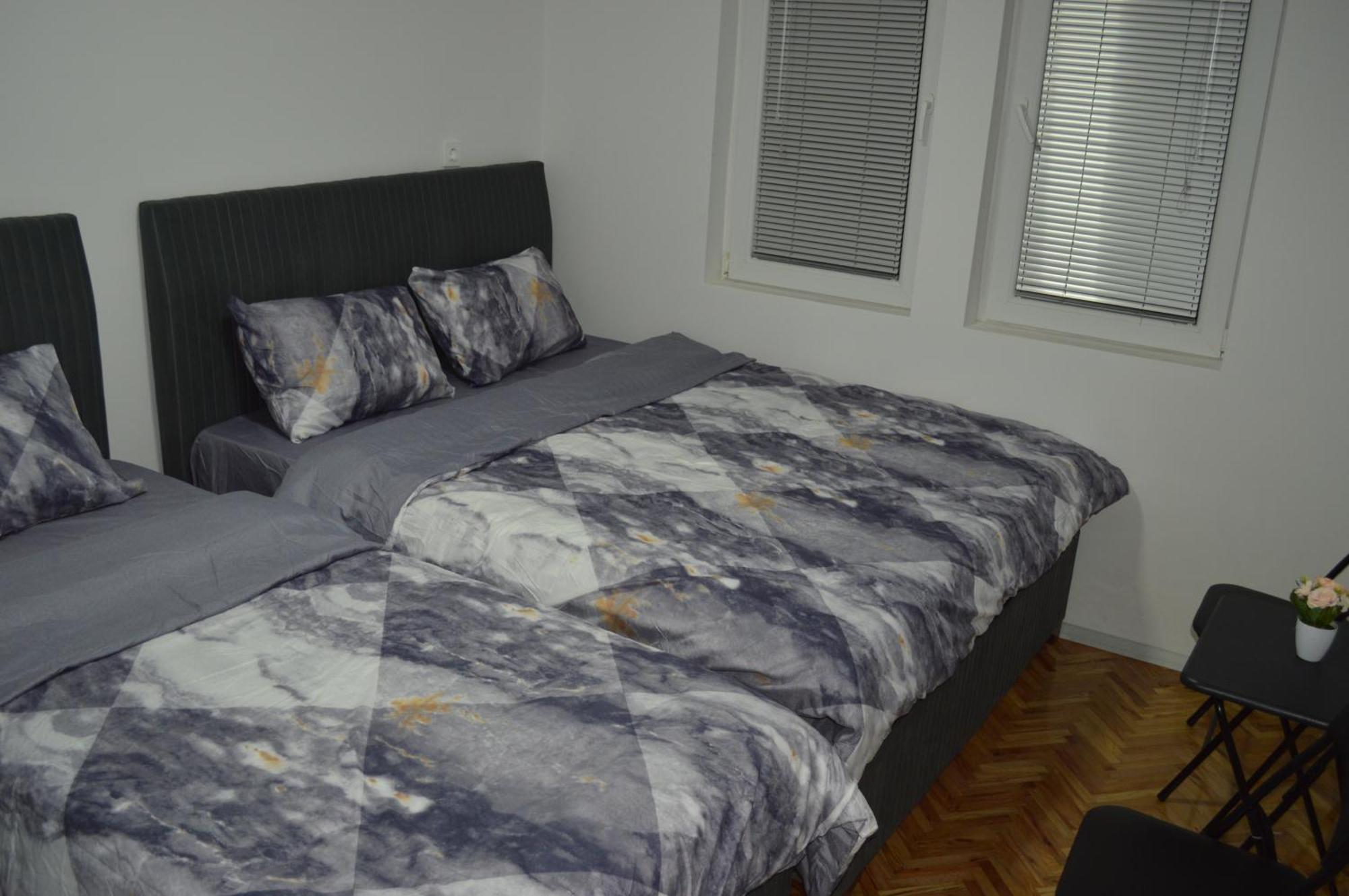 Apartman 4 Jovanovski โอครีด ภายนอก รูปภาพ